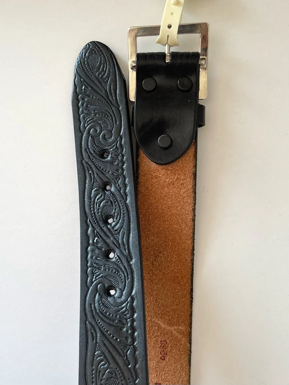 NWT Brushy Creek Leather Belt - Black Tooled Western Floral USA Made - Size 28